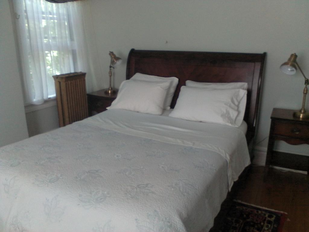 A Kingston Bed & Breakfast Buitenkant foto