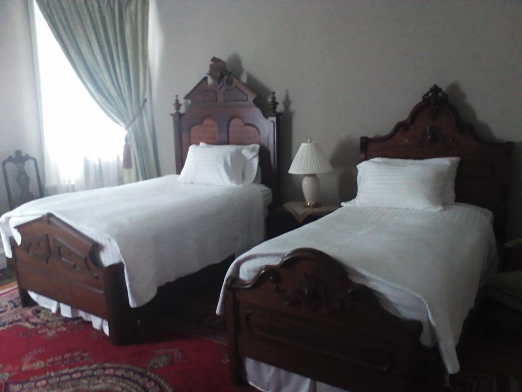 A Kingston Bed & Breakfast Buitenkant foto